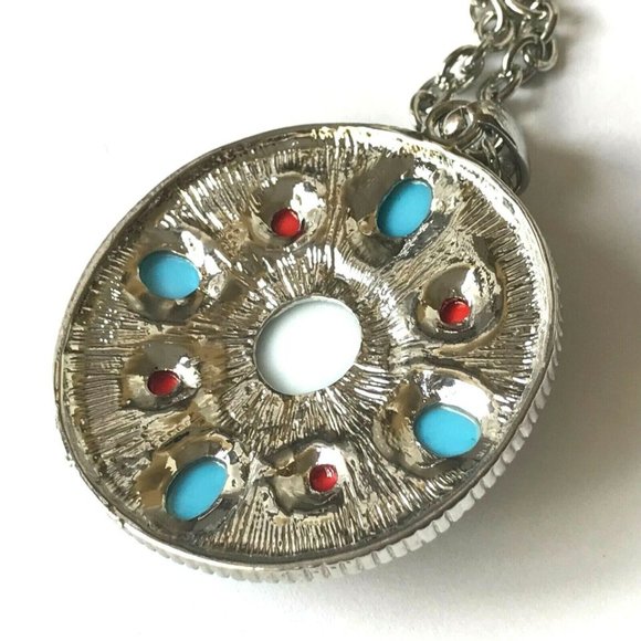 Southwestern Medallion Necklace Earrings Set Pendant Turquoise Beads Silver Tone - Picture 10 of 12